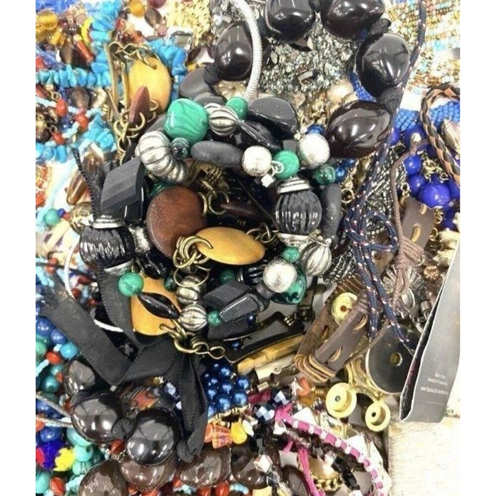 15+ Piece Mixed Fashion Costume Jewelry Lot All Wearable Modern Vintage Estate - Picture 6 of 7